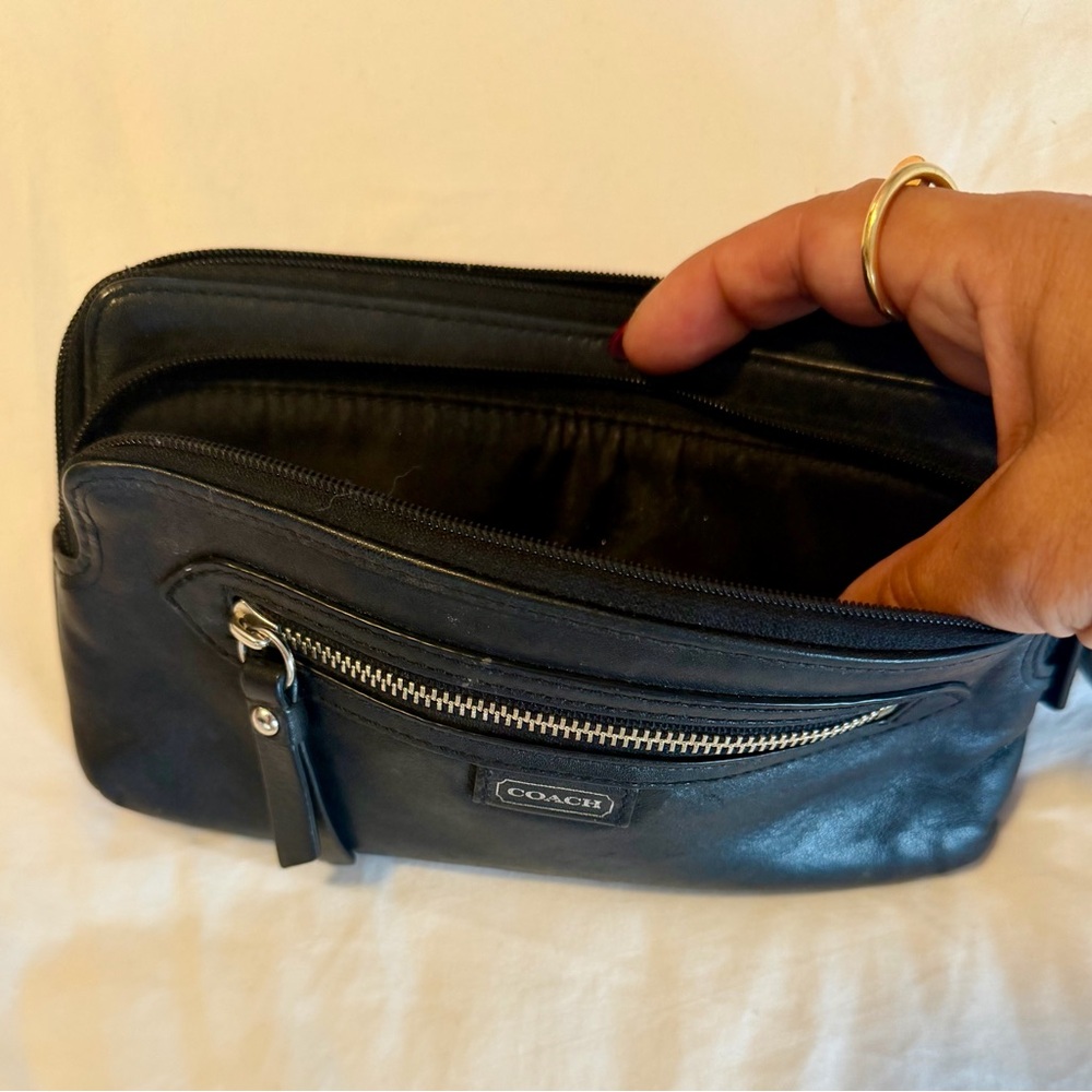 Coach Black Leather Shoulder Bag 
Size: OS - Picture 6 of 7